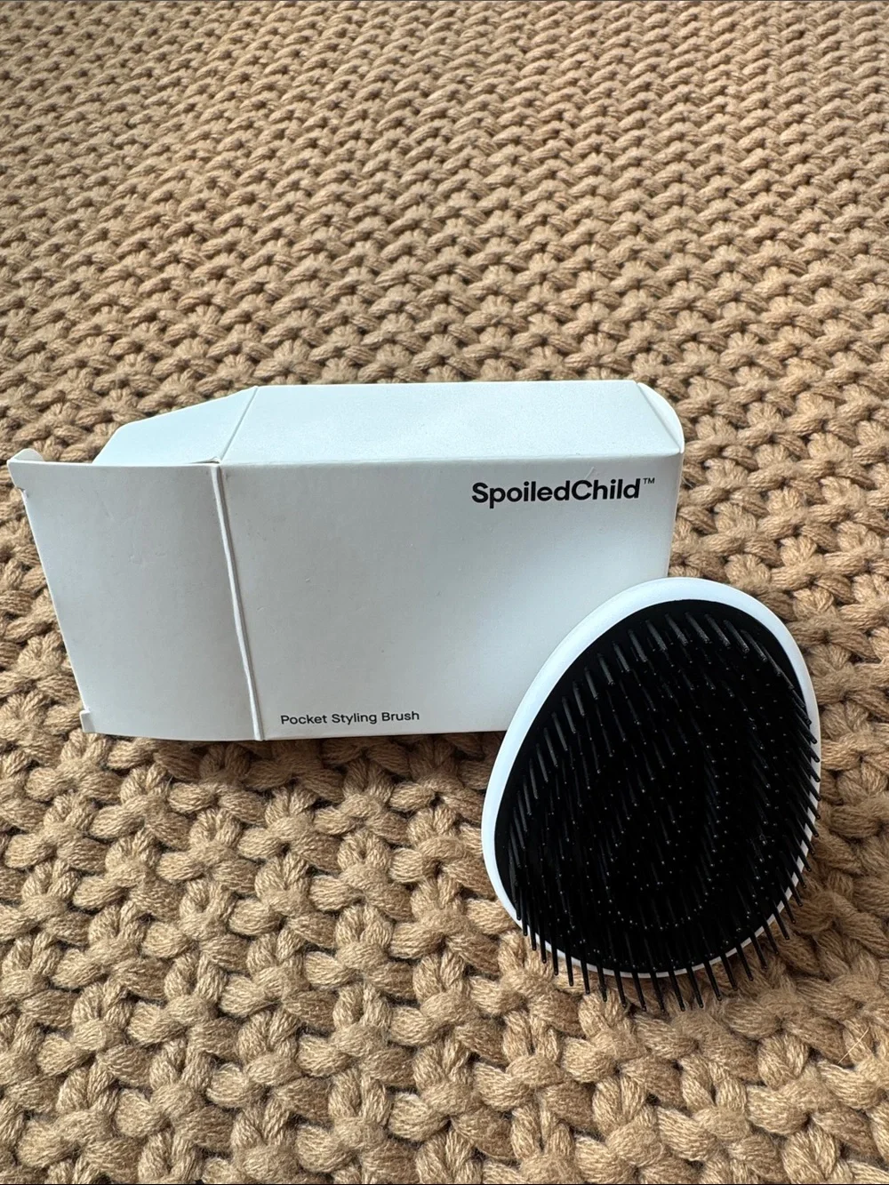 NEW SpoiledChild Pocket Styling Hair Brush Scalp Massage Travel Portable - White - Picture 2 of 7